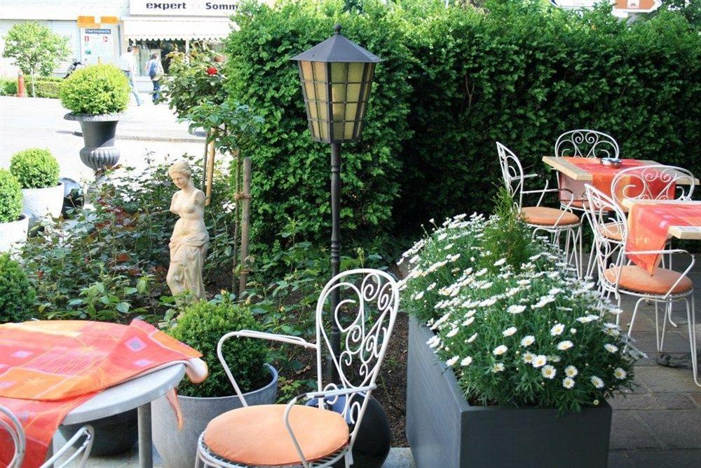 Italian Lifestyle & Osteria Chartreuse Thun