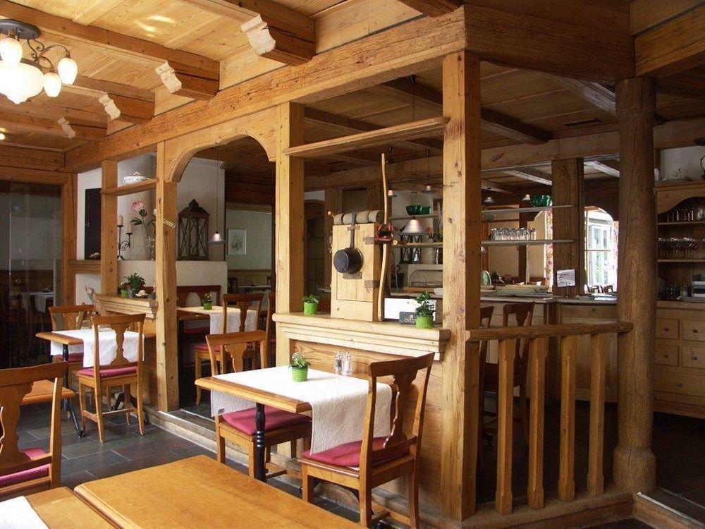 Italian Lifestyle & Osteria Chartreuse Thun